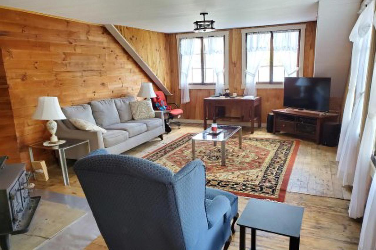 Meredith Lakefront Lodge On Lake Winnipesaukee Bagian luar foto